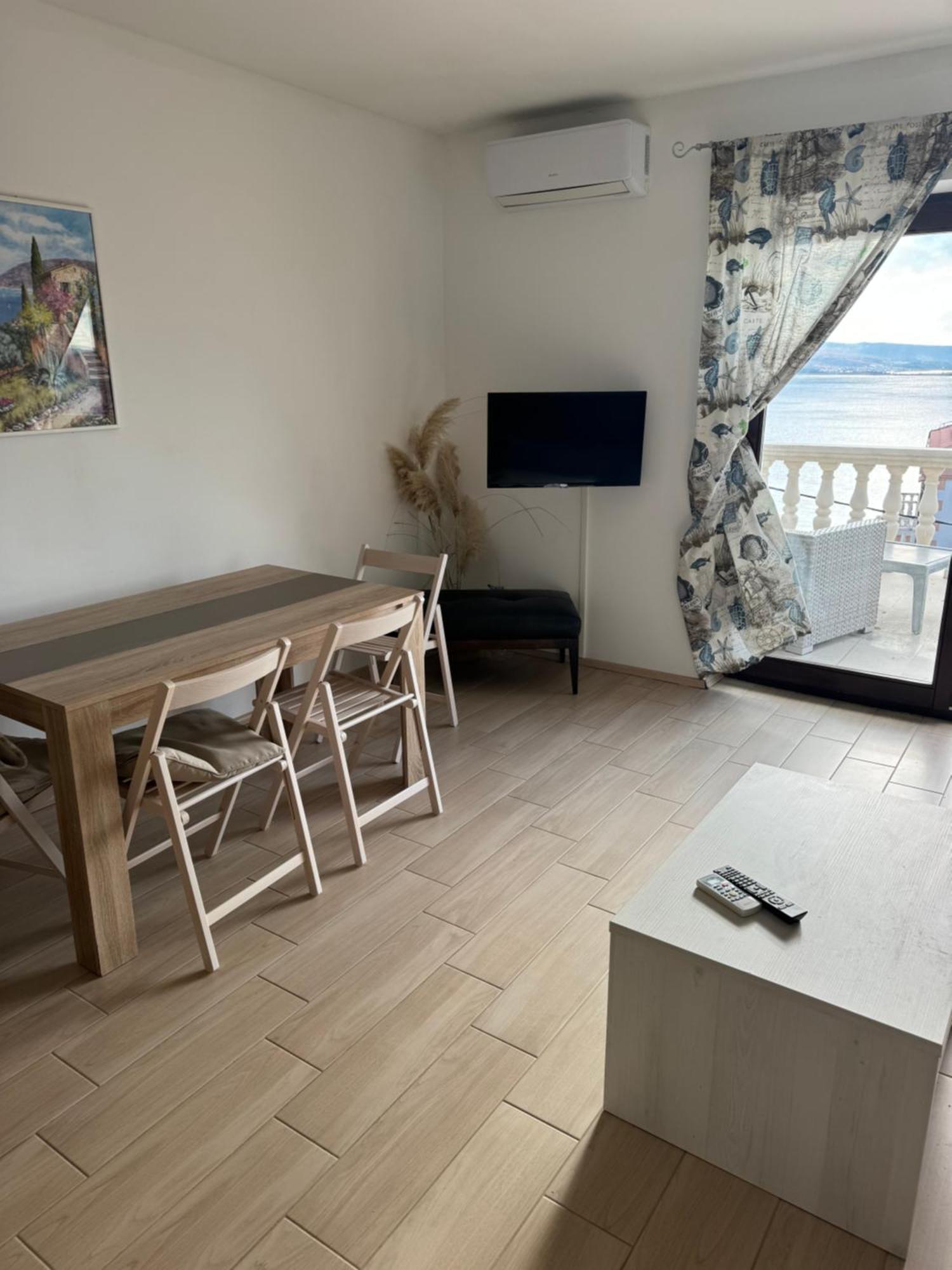 Lux Dodo Apartman Dramalj Kültér fotó