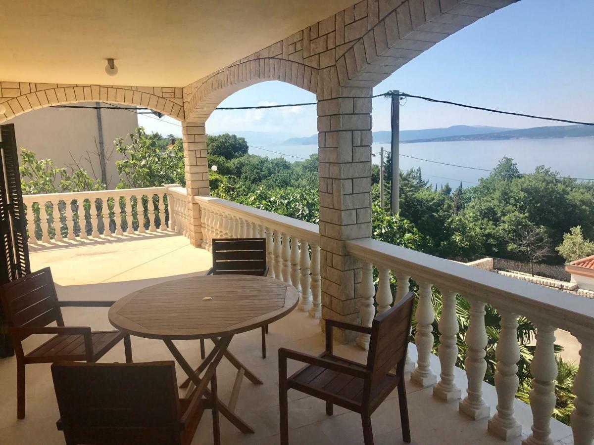 Lux Dodo Apartman Dramalj Kültér fotó